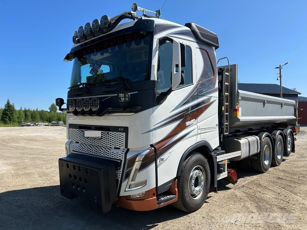 Volvo FH 540 8x4 Rol kiper kamioni sa kukom za podizanje tereta