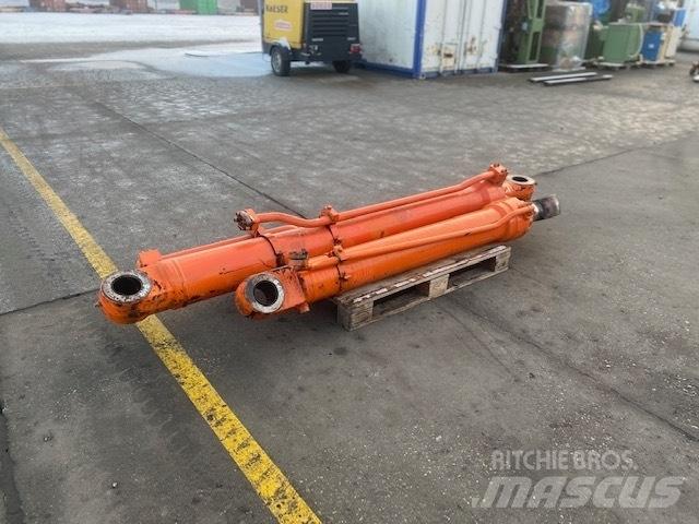 Fiat-Hitachi FH 450 Hidraulika