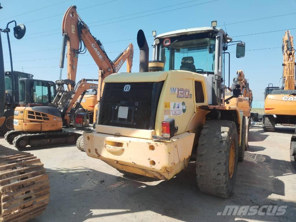 New Holland W 130 Utovarivači na točkove
