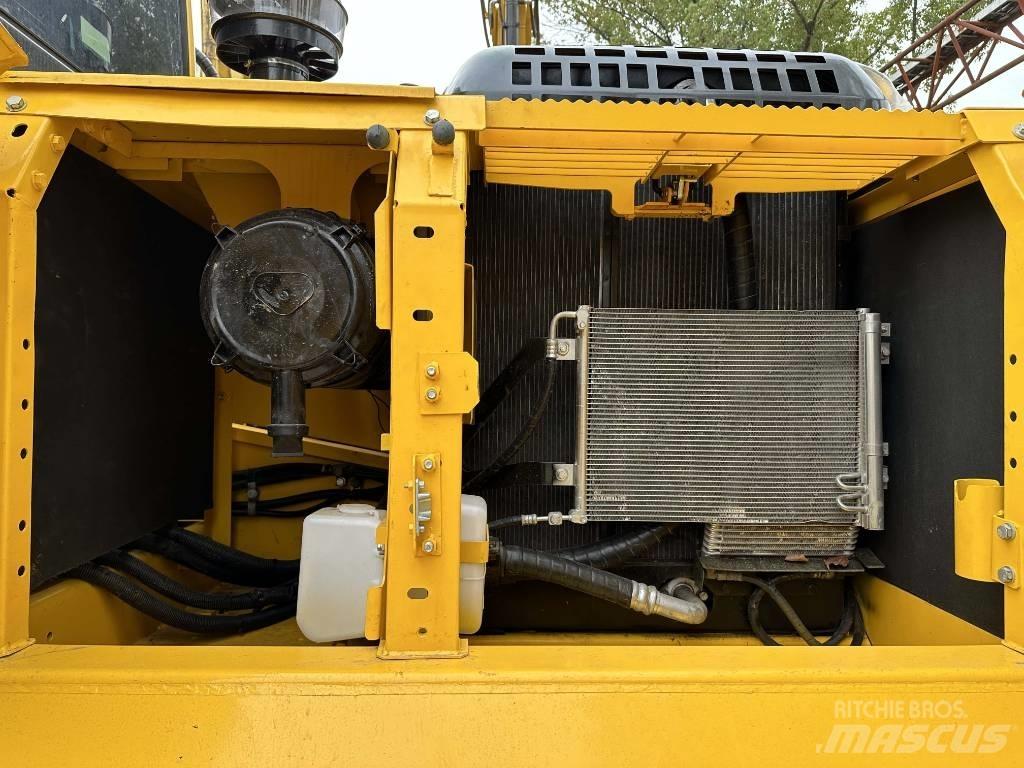 Komatsu PC 200-8 Bageri guseničari