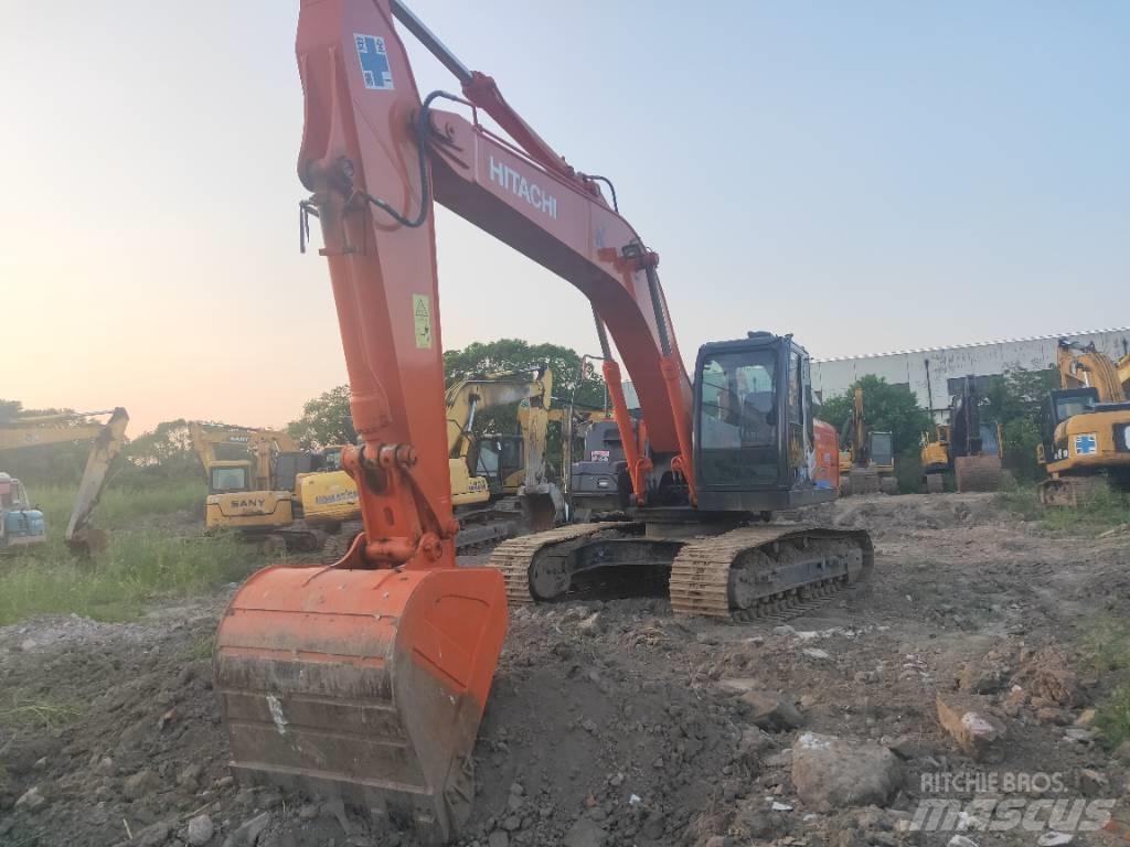 Hitachi ZX 210 Bageri guseničari