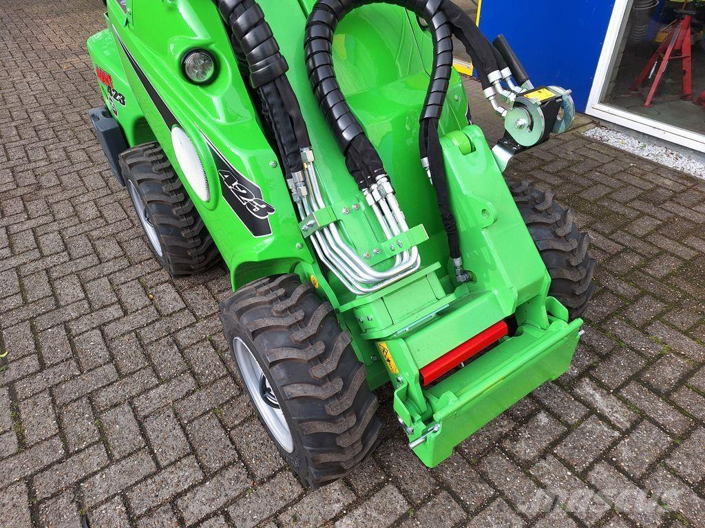 Avant 423 TDL Polovni specijalni bageri