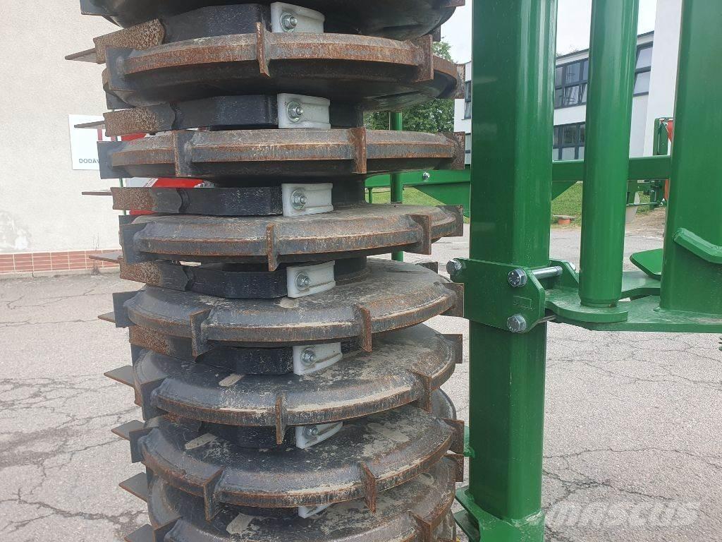 Kerner X4-520 Međuredni kultivatori