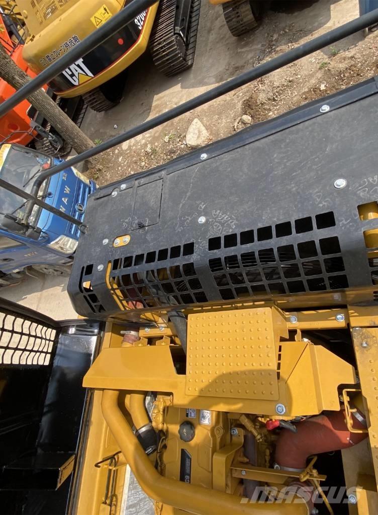 CAT 336 D 2 Bageri guseničari