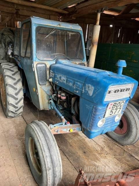 Ford 2000 Traktori