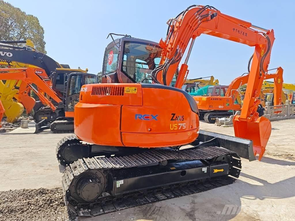 Hitachi ZX 75 US Midi bageri 7t – 12t