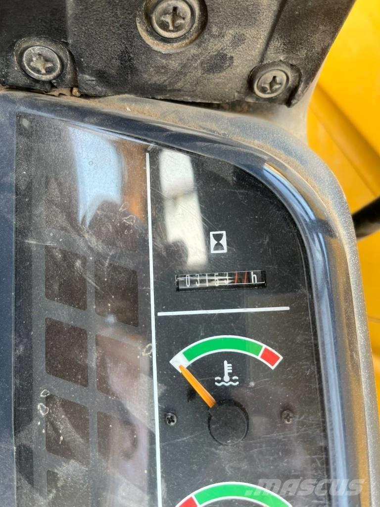 Komatsu PC 20 R-8 Mini bageri < 7t