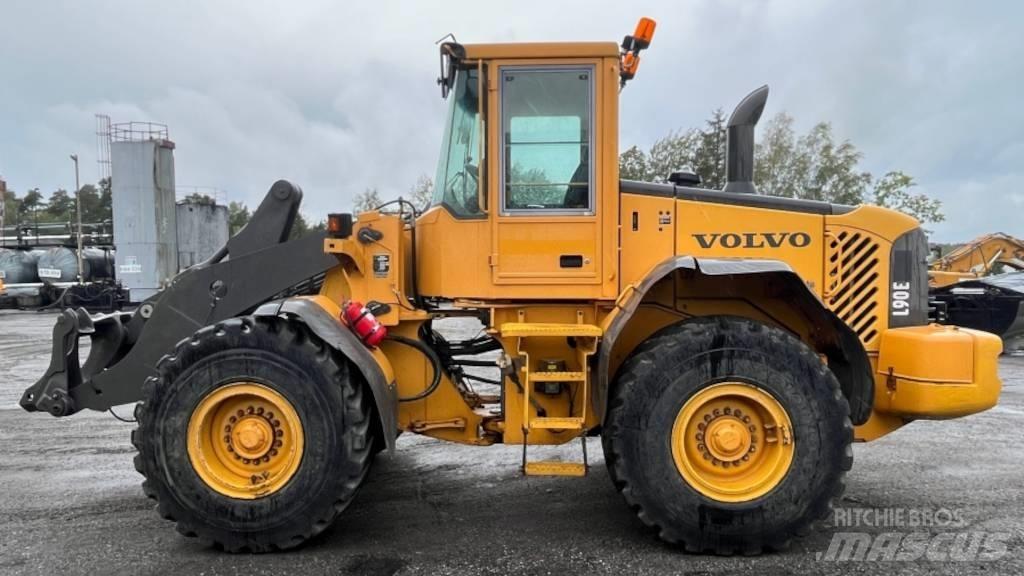 Volvo L 90 E Utovarivači na točkove