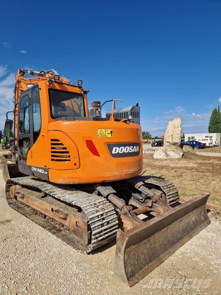 Doosan DX 140 LCR Bageri guseničari