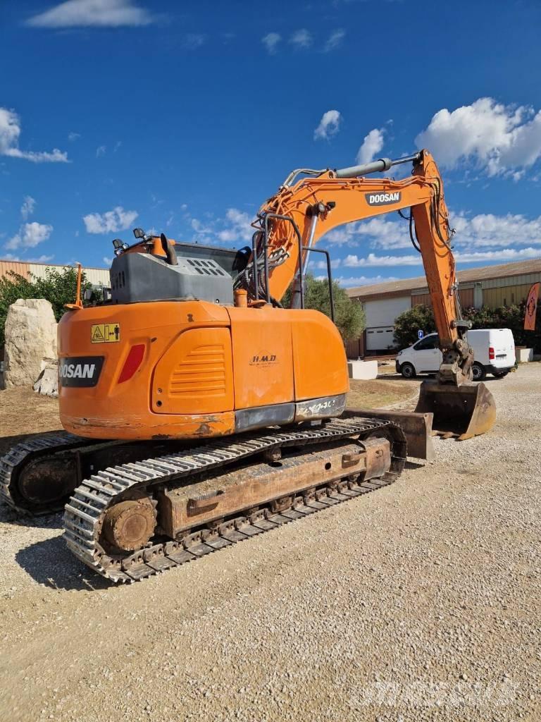 Doosan DX 140 LCR Bageri guseničari