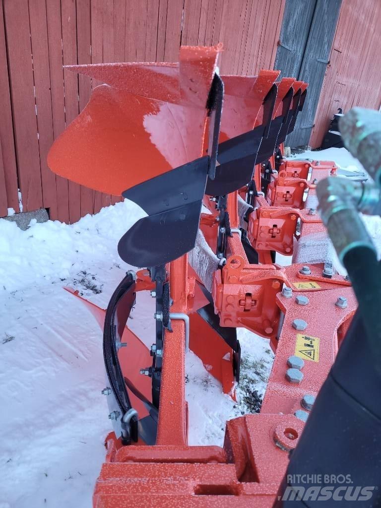 Kubota RM 3005V Plugovi obrtači