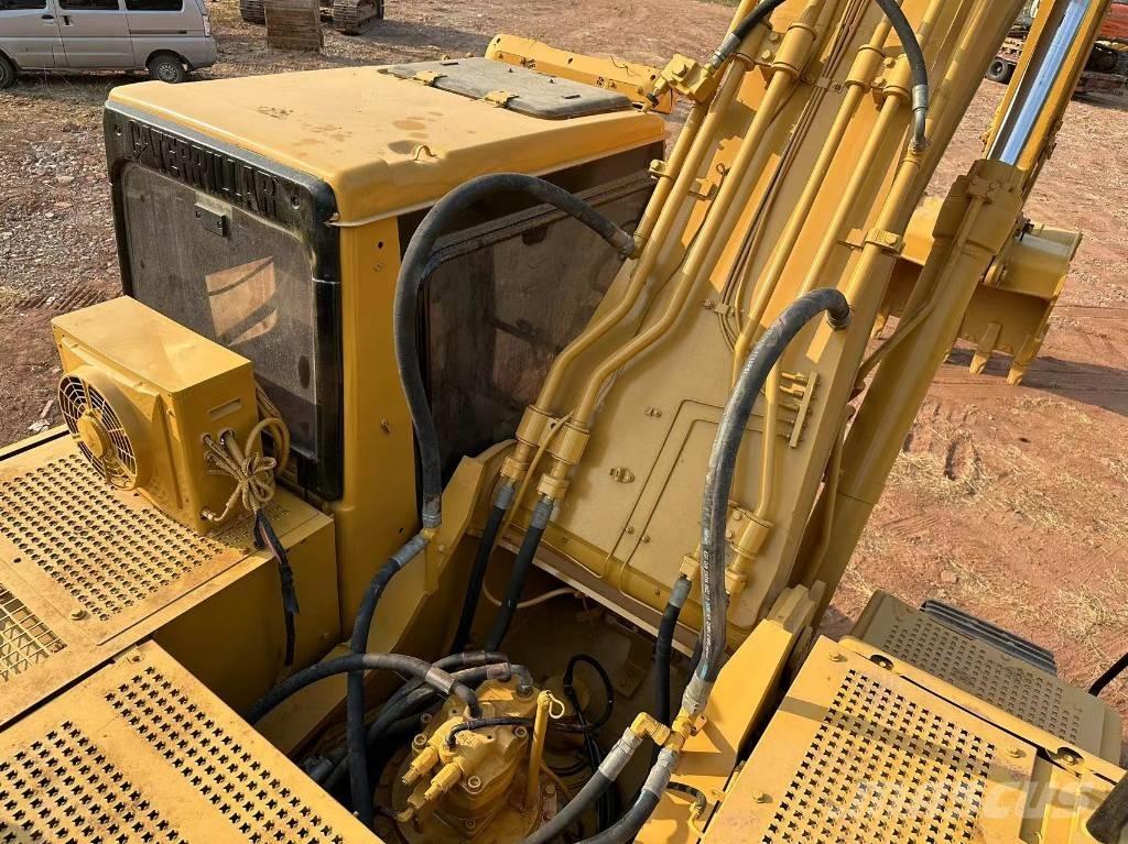 CAT 330B Bageri guseničari