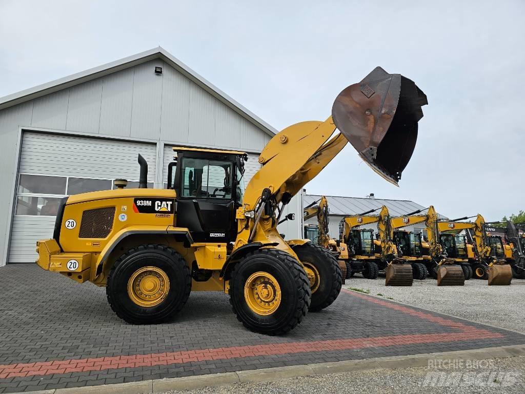 CAT 938 M Utovarivači na točkove