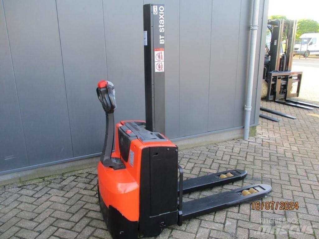 BT SWE 080L Ručni električni viljuškar