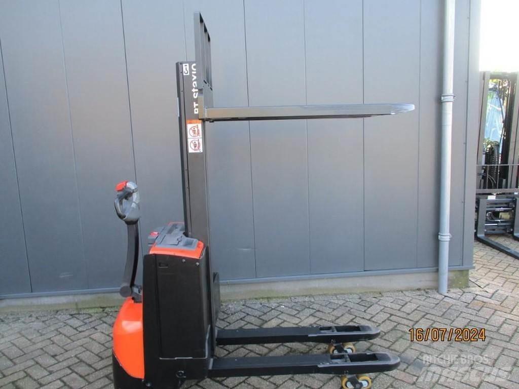 BT SWE 080L Ručni električni viljuškar