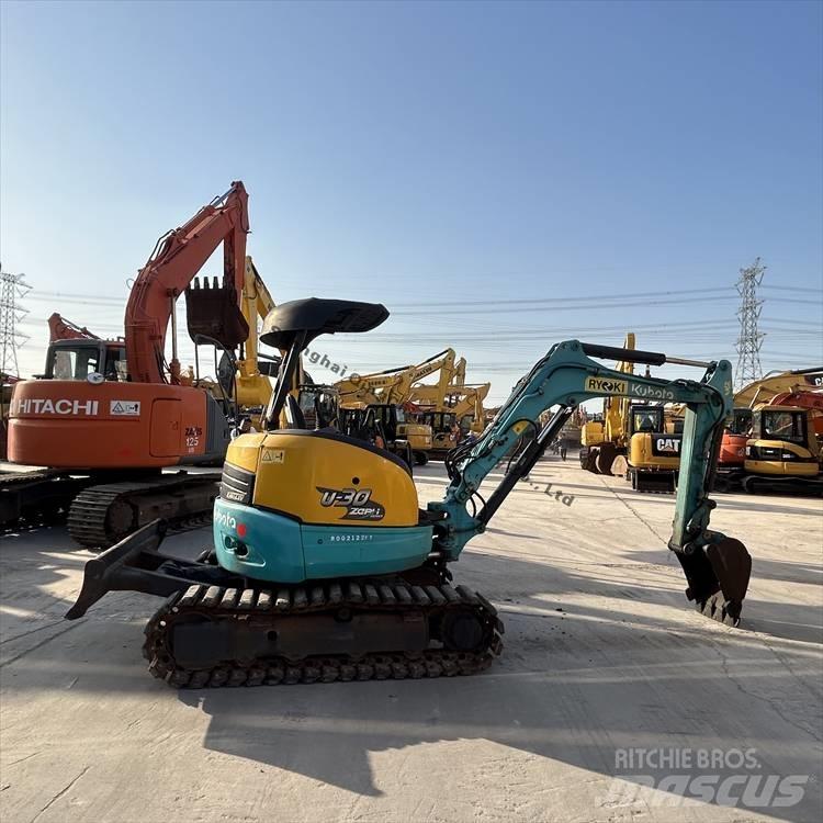 Kubota 30 Bageri guseničari