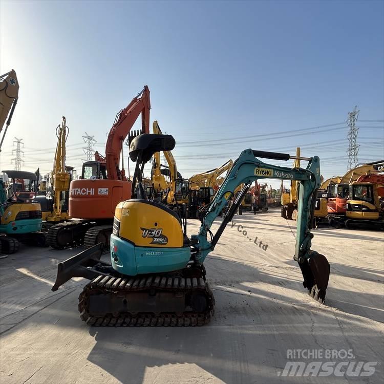 Kubota 30 Bageri guseničari