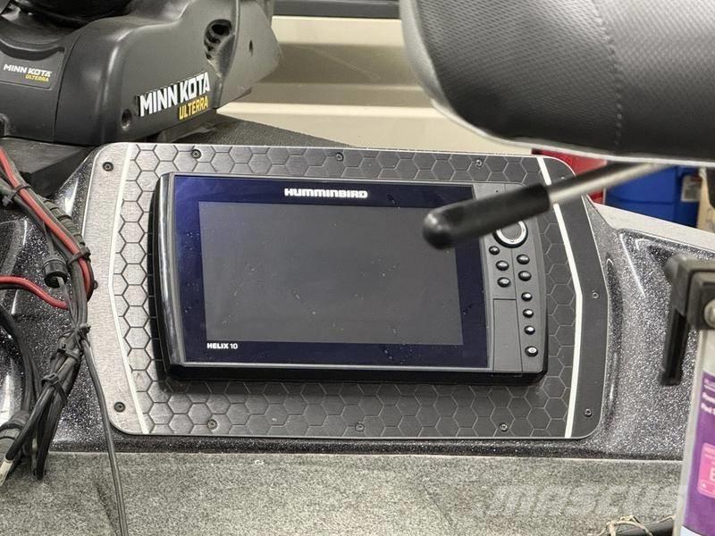  Skeeter WX2200 Radni brodovi/teglenice