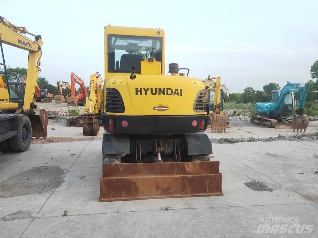 Hyundai R60W-7 Bageri točkaši