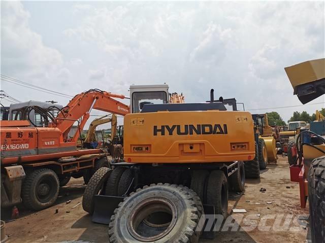 Hyundai R130WD Bageri guseničari