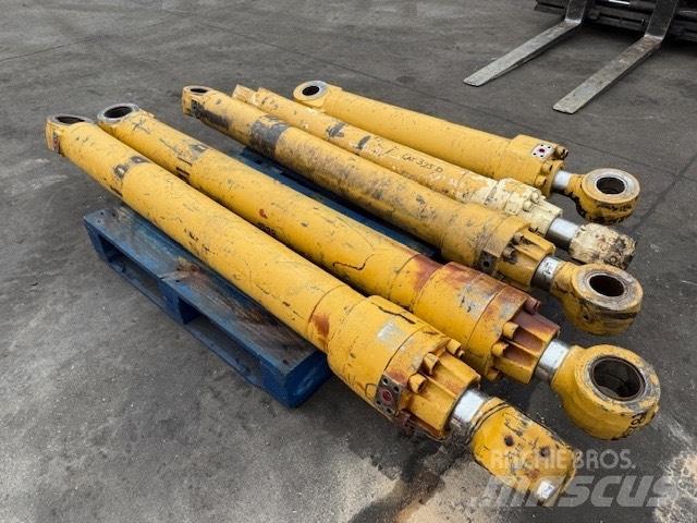 CAT 325 D Hidraulika