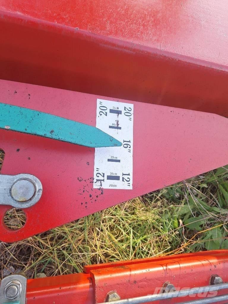 Kverneland PB100 Plugovi obrtači