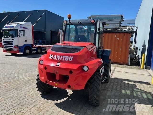 Manitou M 30.4 Vanterenski viljuškar