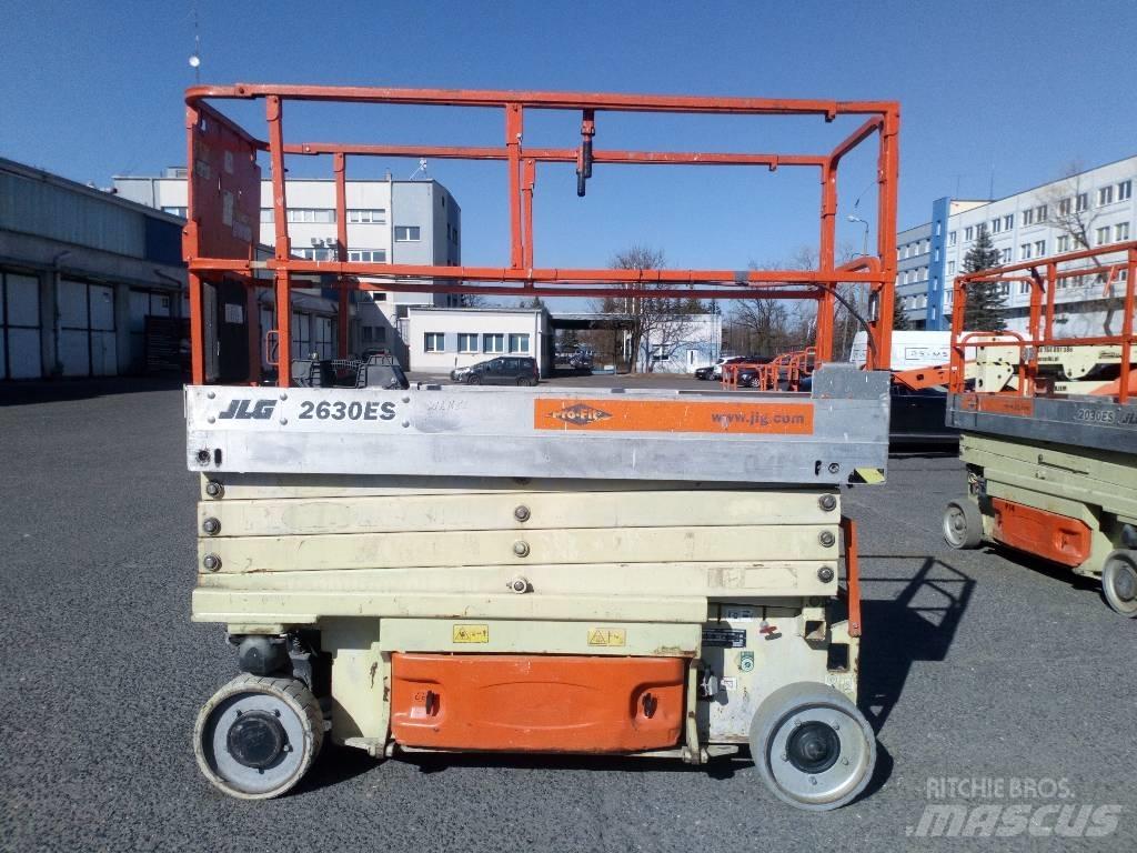 JLG 2630 ES Makazaste platforme