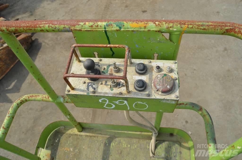 Aichi RV 041 Makazaste platforme