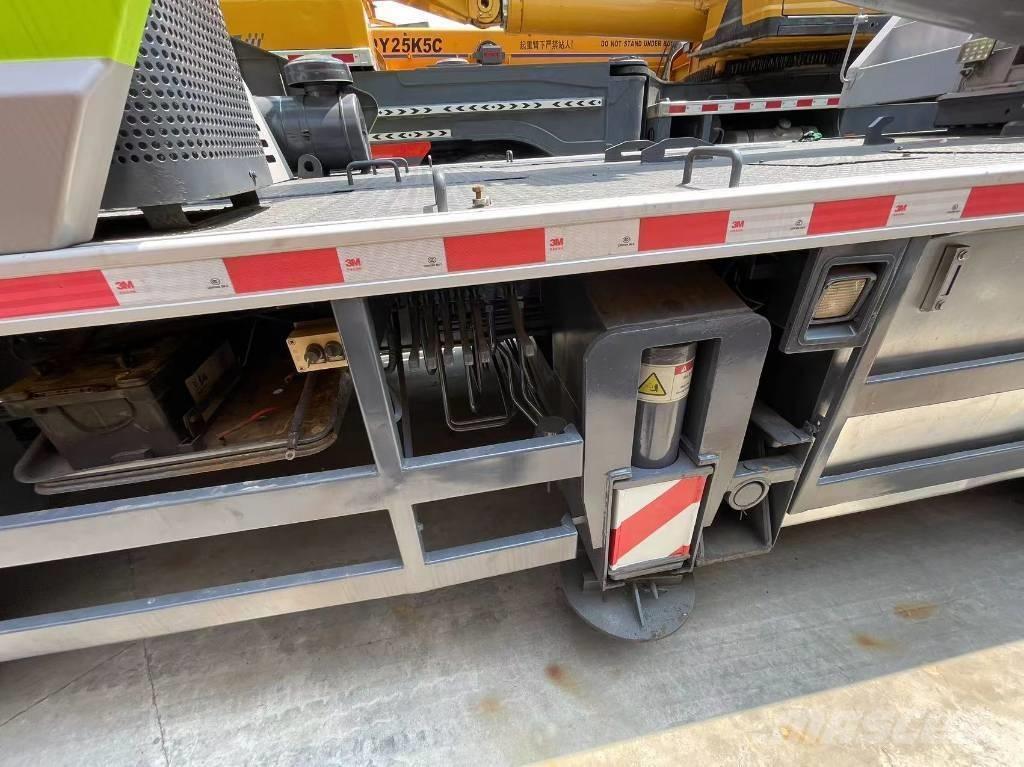 Zoomlion ZTC251V Utovorne dizalice, vitla i liftovi za materijal