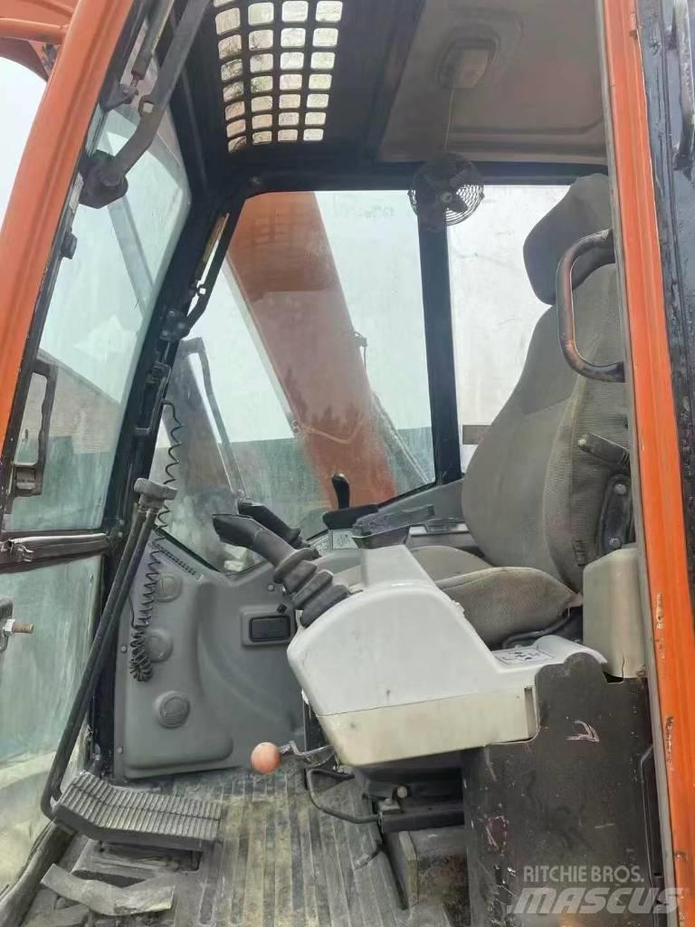 Doosan DX 80 Midi bageri 7t – 12t