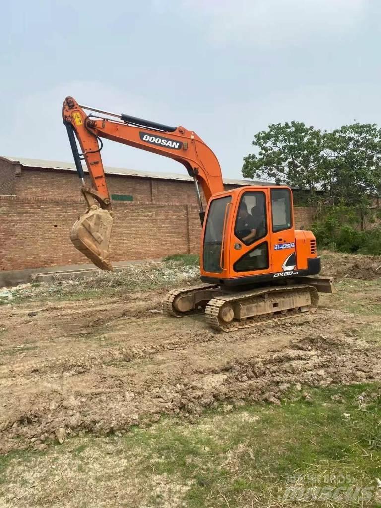 Doosan DX 80 Midi bageri 7t – 12t