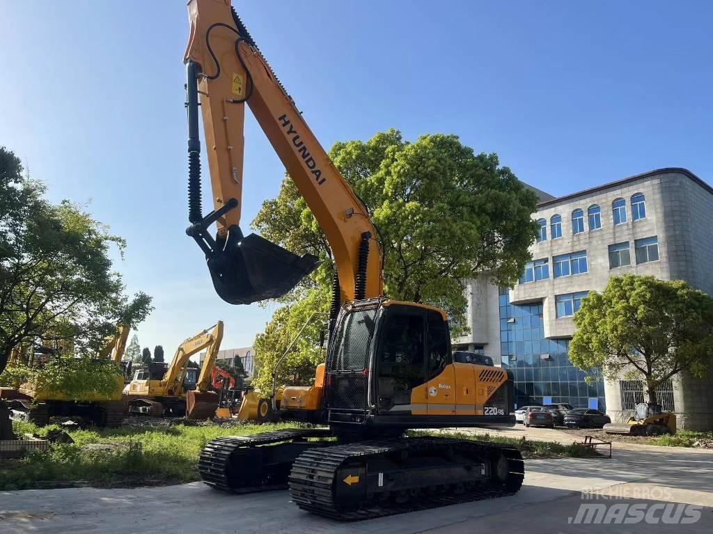 Hyundai R220-9S Bageri točkaši
