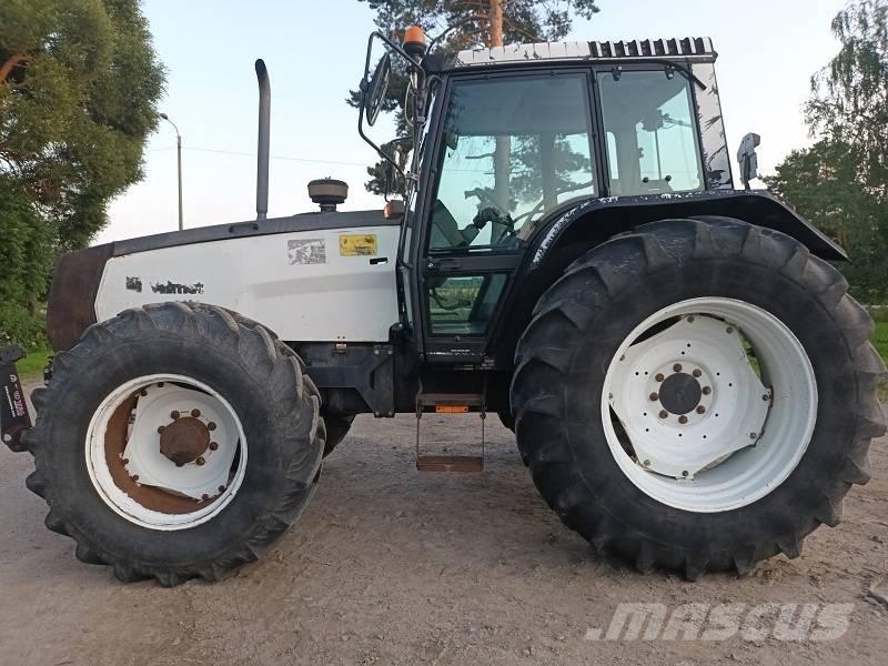 Valmet 8100 Traktori