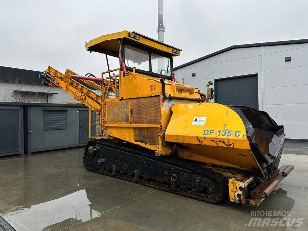 Demag DF 135 C Asfaltni finišeri