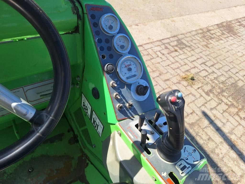 Avant 745 Mini utovarivači