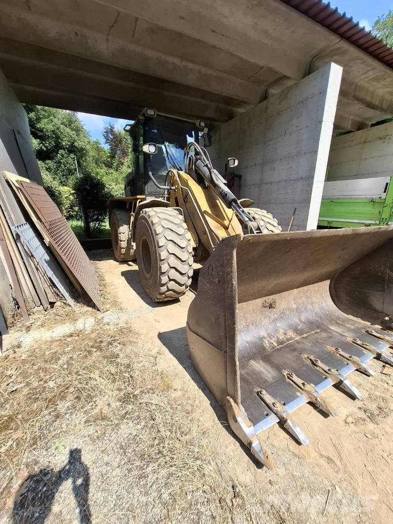 CAT 930 G Utovarivači na točkove