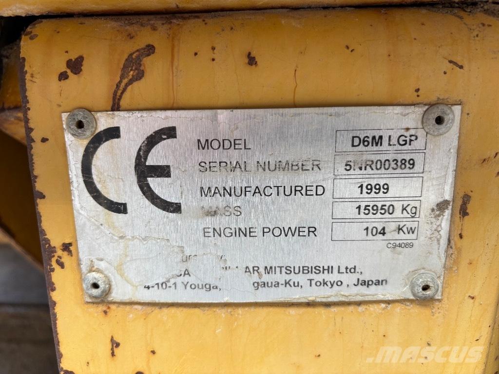 CAT D 6 M LGP Buldožeri guseničari