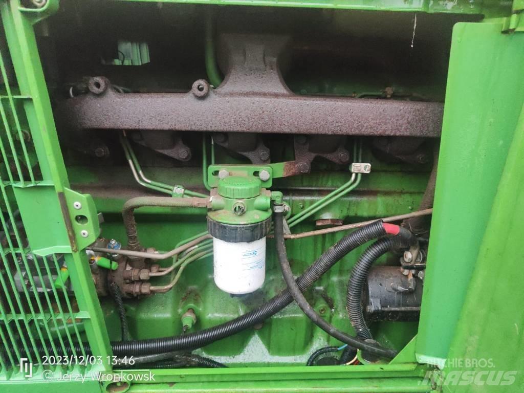 John Deere 6800 Traktori