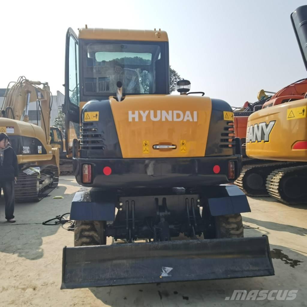 Hyundai R60W-9 Bageri točkaši