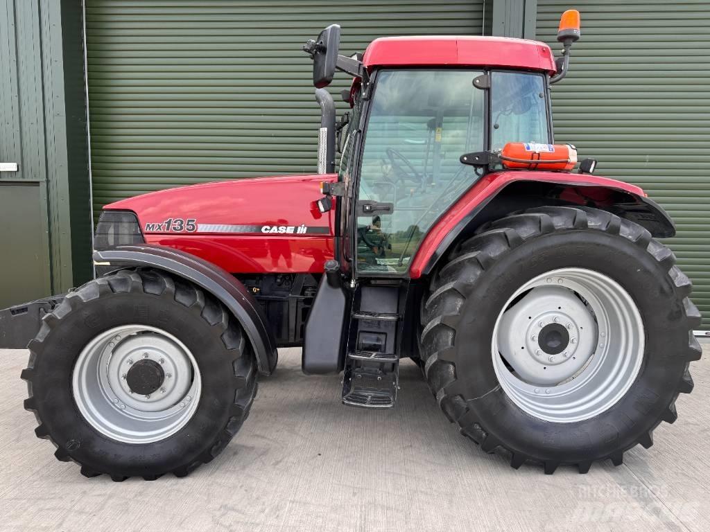 Case IH MX 135 Traktori