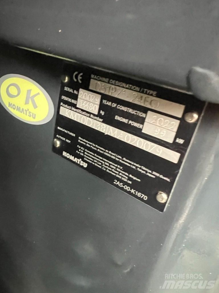 Komatsu D51PXI-24EO Buldožeri guseničari