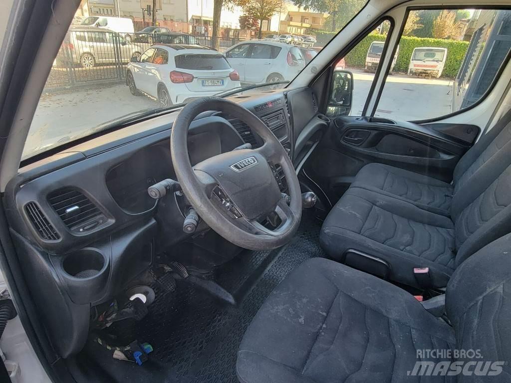 Iveco DAILY E6 Kabine i unutrašnjost