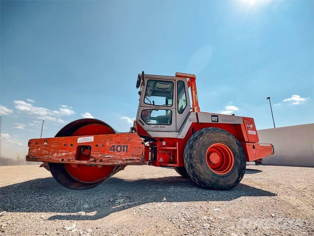 Hamm 4011 Valjci sa duplim bubnjem