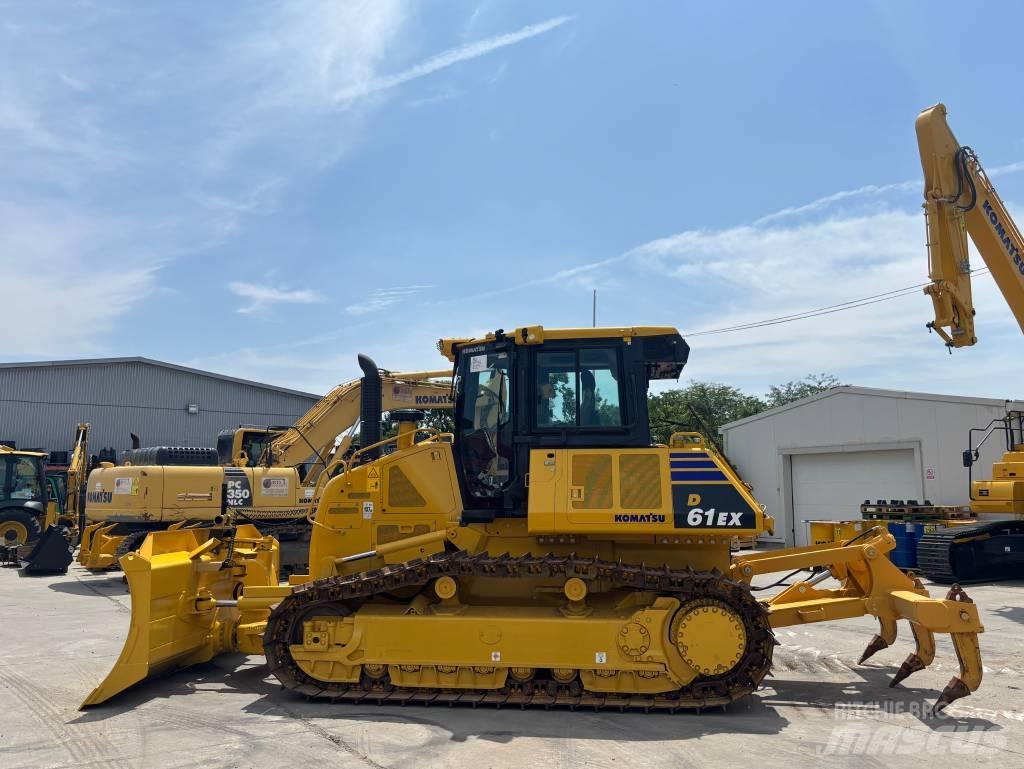 Komatsu D61EX-24E0 Buldožeri guseničari