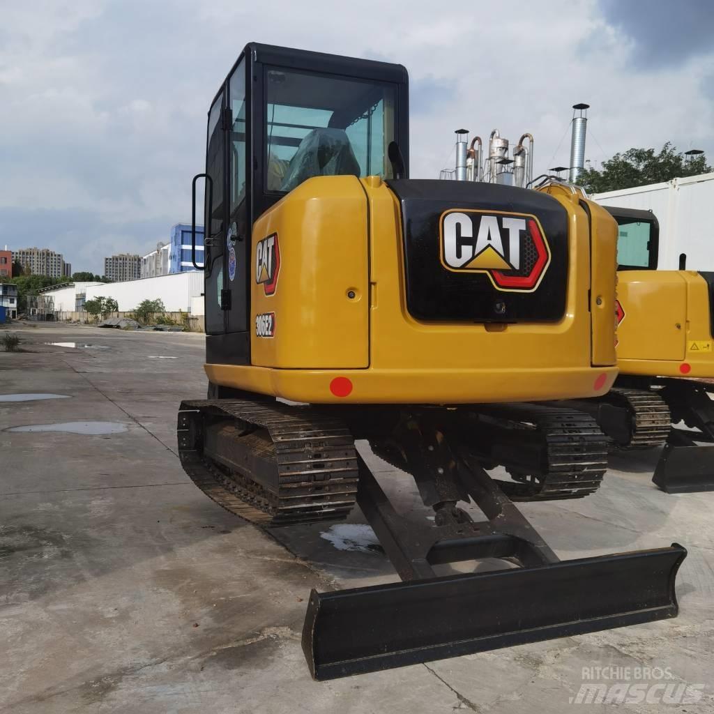 CAT 306E2 Bageri guseničari