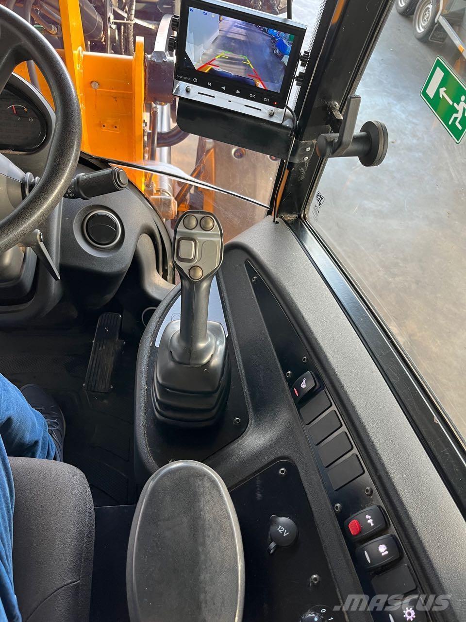 JCB 409 Agri Utovarivači na točkove