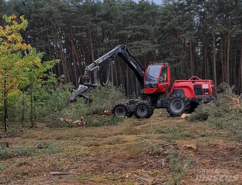 Komatsu 911.6 Harversteri