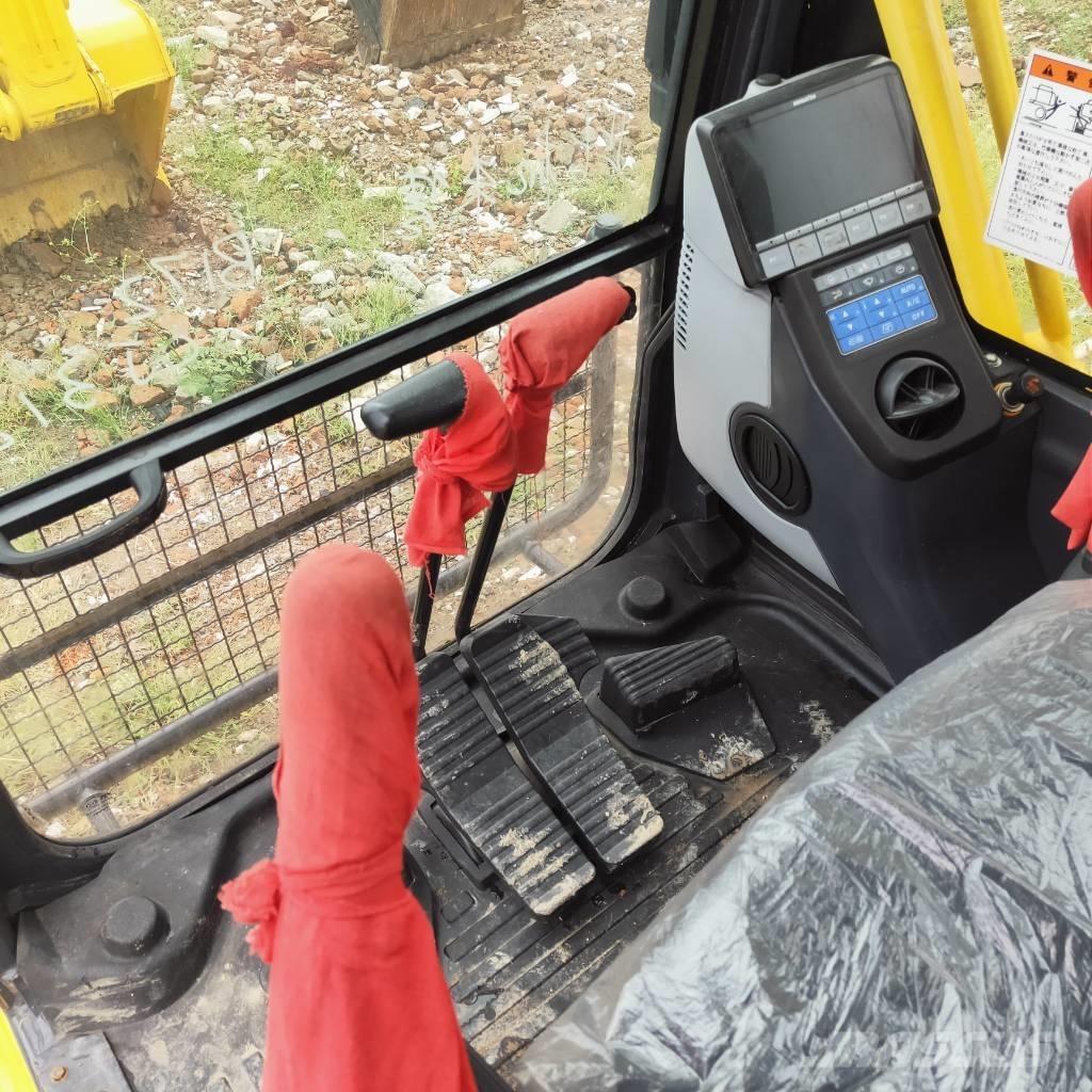 Komatsu PC200-8 Bageri guseničari