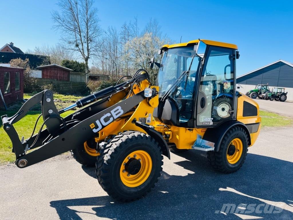 JCB 407 Višenamenski utovarivači